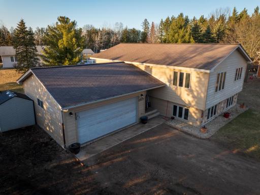 517 1st Street NW, Hinckley, MN 55037