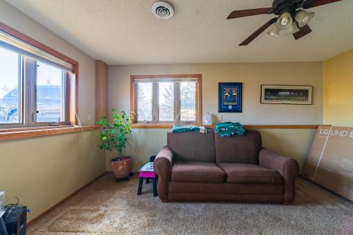 517 1st Street NW, Hinckley, MN 55037