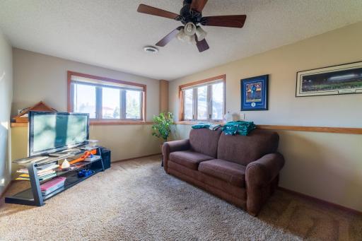 517 1st Street NW, Hinckley, MN 55037