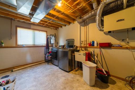 517 1st Street NW, Hinckley, MN 55037