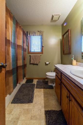 517 1st Street NW, Hinckley, MN 55037