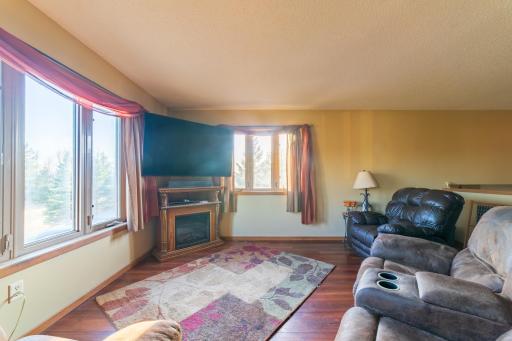 517 1st Street NW, Hinckley, MN 55037