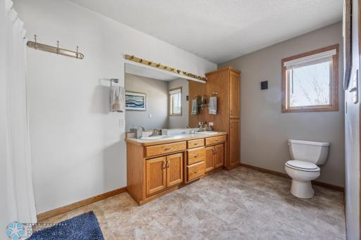 4708 McMahon Estates Court, West Fargo, ND 58078