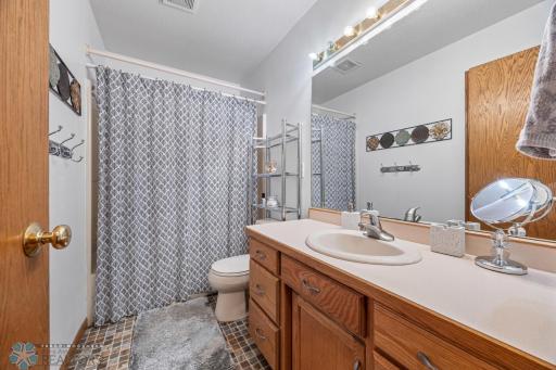 4708 McMahon Estates Court, West Fargo, ND 58078