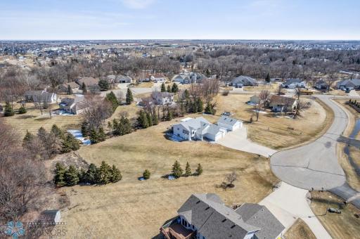 4708 McMahon Estates Court, West Fargo, ND 58078