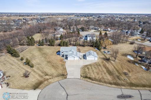 4708 McMahon Estates Court, West Fargo, ND 58078