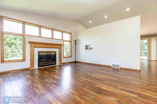 4708 McMahon Estates Court, West Fargo, ND 58078