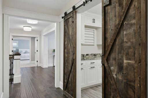 4912 Ridge Place, Edina, MN 55424