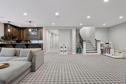 4912 Ridge Place, Edina, MN 55424