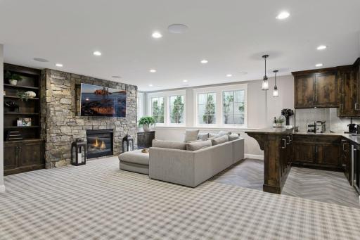 4912 Ridge Place, Edina, MN 55424