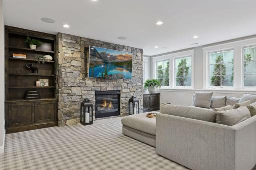 4912 Ridge Place, Edina, MN 55424