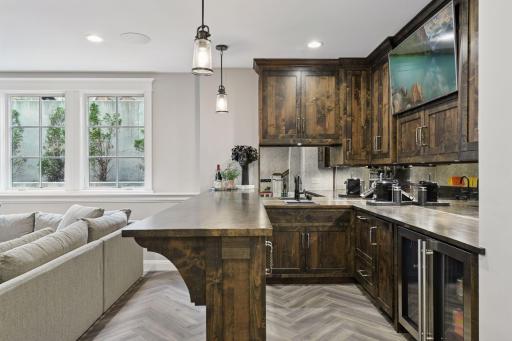 4912 Ridge Place, Edina, MN 55424