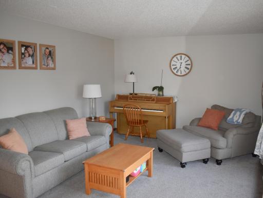 976 22nd Street SE, Rochester, MN 55904