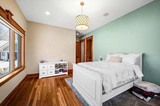 9995 Dell Road, Eden Prairie, MN 55347