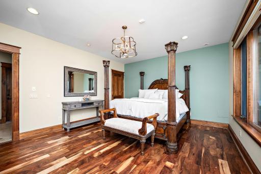 9995 Dell Road, Eden Prairie, MN 55347