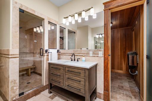 9995 Dell Road, Eden Prairie, MN 55347