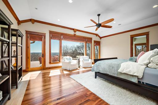 9995 Dell Road, Eden Prairie, MN 55347
