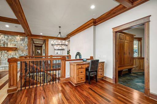 9995 Dell Road, Eden Prairie, MN 55347