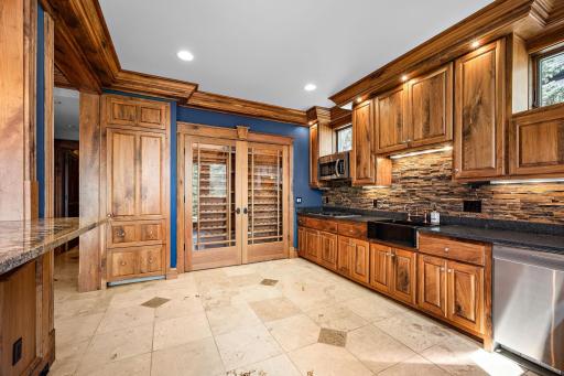 9995 Dell Road, Eden Prairie, MN 55347