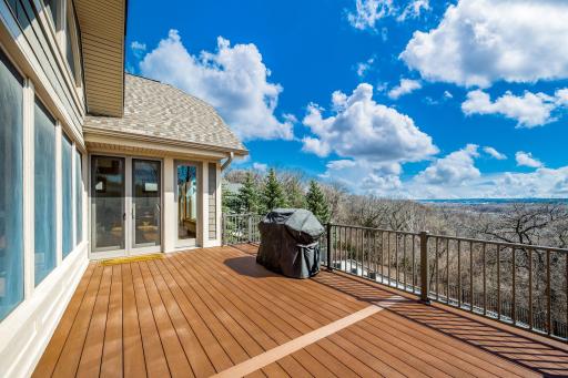 9995 Dell Road, Eden Prairie, MN 55347