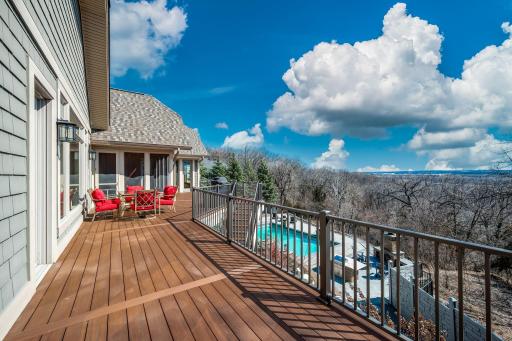 9995 Dell Road, Eden Prairie, MN 55347
