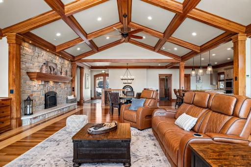 9995 Dell Road, Eden Prairie, MN 55347