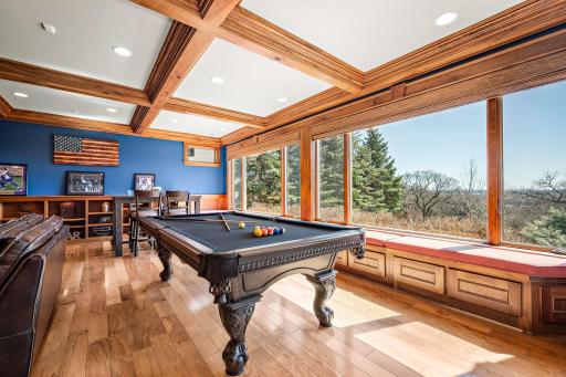 9995 Dell Road, Eden Prairie, MN 55347