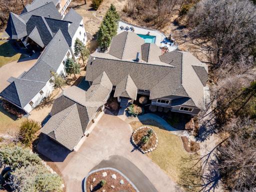 9995 Dell Road, Eden Prairie, MN 55347
