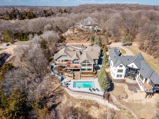 9995 Dell Road, Eden Prairie, MN 55347