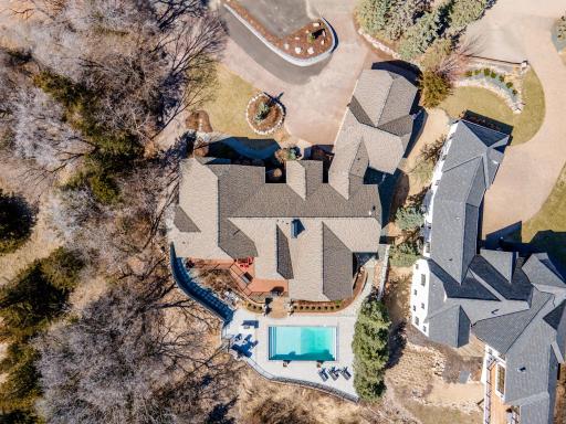 9995 Dell Road, Eden Prairie, MN 55347