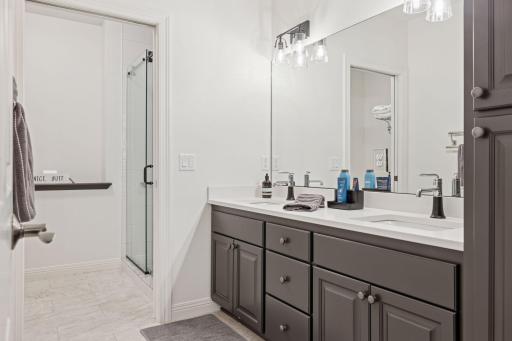 272 Saint Annes Parkway, Hudson, WI 54016