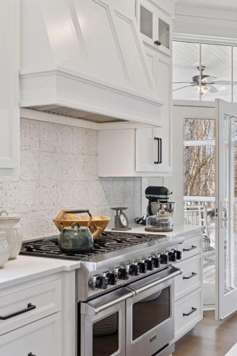 272 Saint Annes Parkway, Hudson, WI 54016