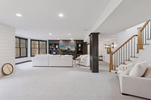 272 Saint Annes Parkway, Hudson, WI 54016