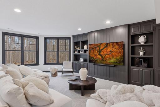 272 Saint Annes Parkway, Hudson, WI 54016