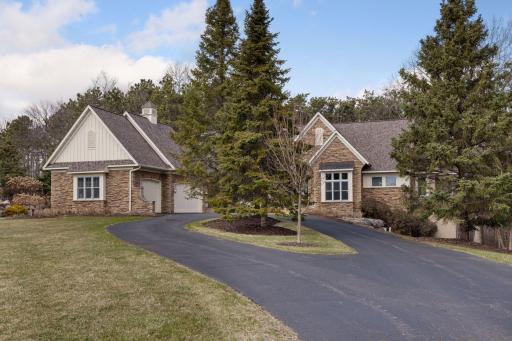 272 Saint Annes Parkway, Hudson, WI 54016