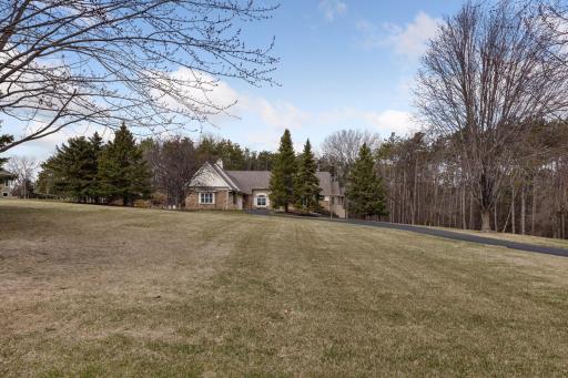 272 Saint Annes Parkway, Hudson, WI 54016