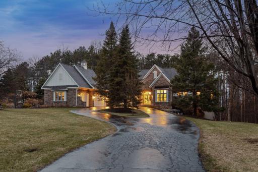 272 Saint Annes Parkway, Hudson, WI 54016