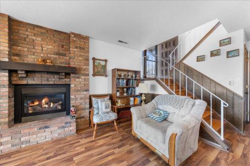 3748 Gershwin Avenue N, Saint Paul, MN 55128