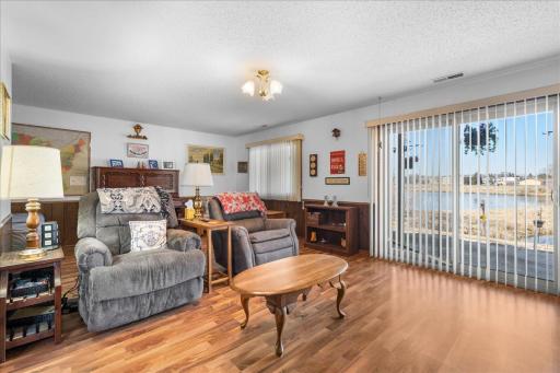 3748 Gershwin Avenue N, Saint Paul, MN 55128