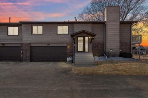 3748 Gershwin Avenue N, Saint Paul, MN 55128