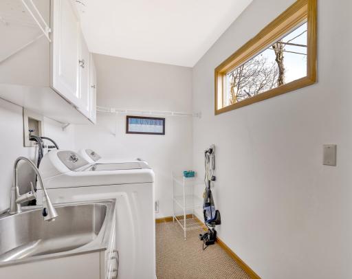 3304 Townview Avenue NE, Minneapolis, MN 55418