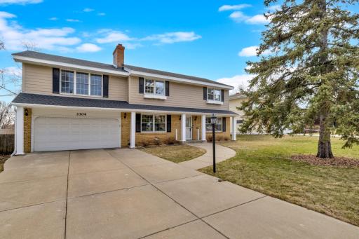 3304 Townview Avenue NE, Minneapolis, MN 55418