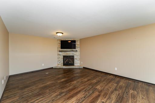 3323 Turnberry Lane SE, Rochester, MN 55904