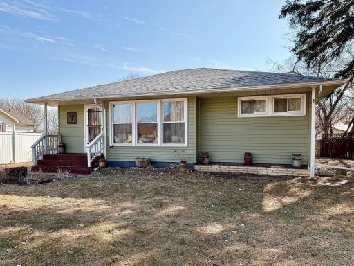 314 Kneale Avenue S, Thief River Falls, MN 56701