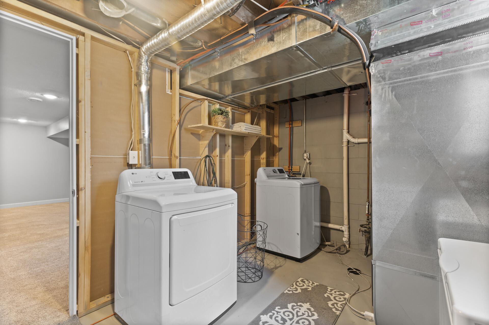 40_4700_Twin_Haven40_mls.jpg
