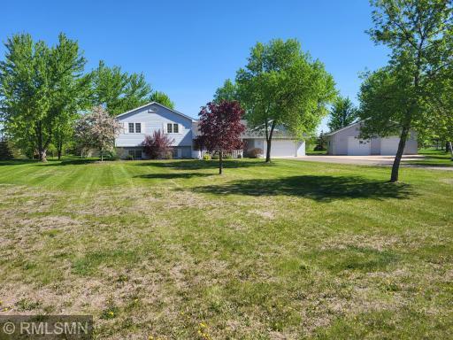 1880 45th Street SE, Saint Cloud, MN 56304