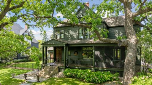 683 Osceola Avenue, Saint Paul, MN 55105