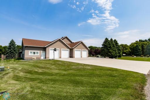 4009 Carmell Place, West Fargo, ND 58078