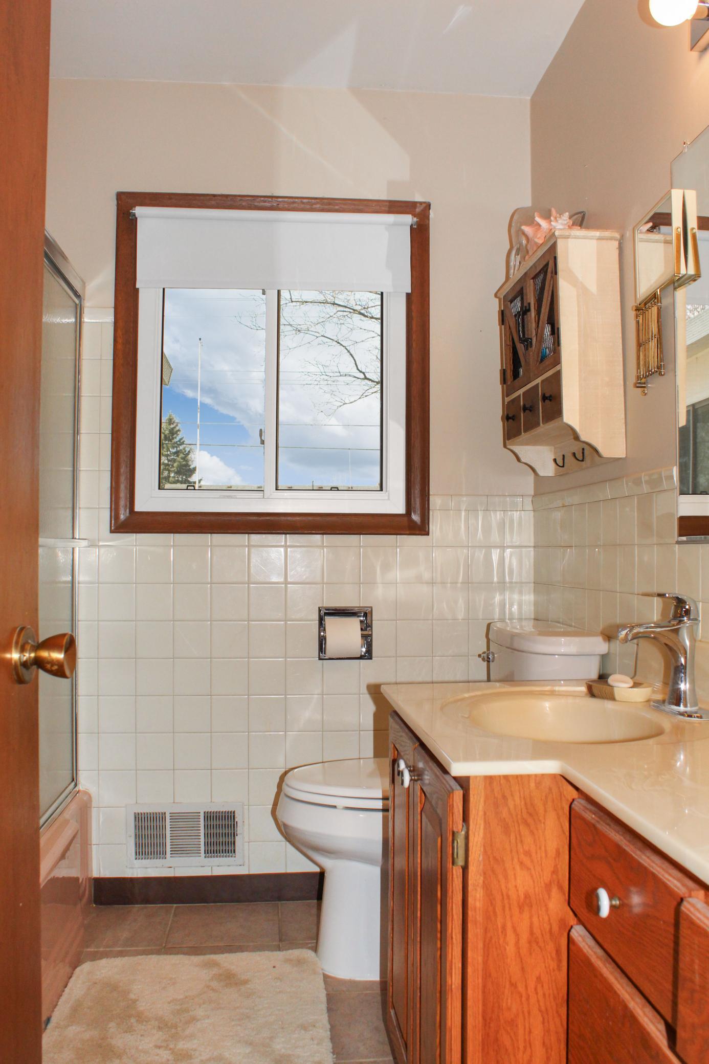 Full bath on main level