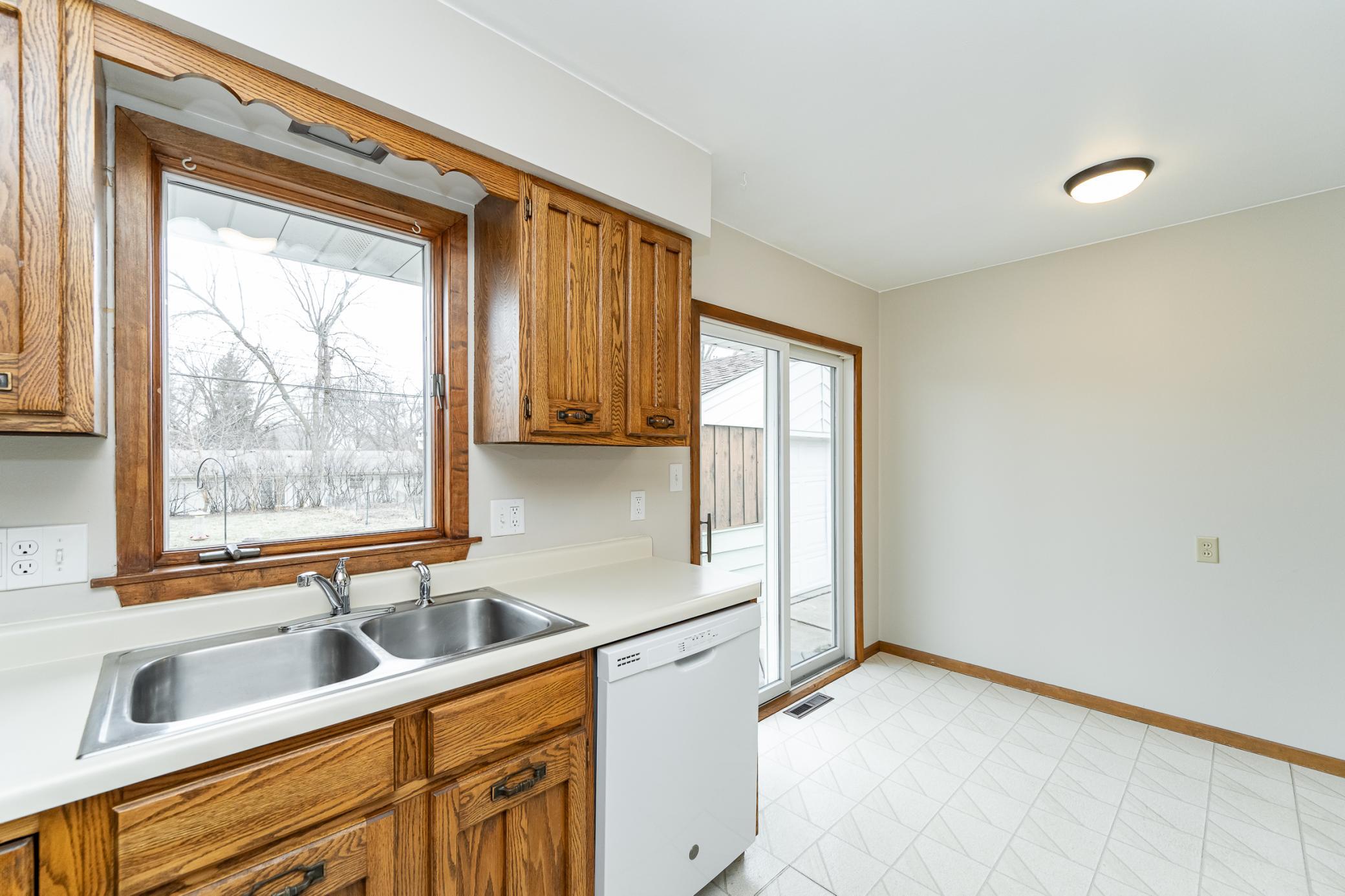 Kitchen/Dining
